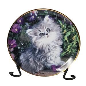 Franklin Mint Cat, Kitten Purrfection Heirloom plate Nancy Matthews  metal stand